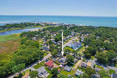 64 Wilfin Rd, South Yarmouth, MA, 02664-5855 | Card Image