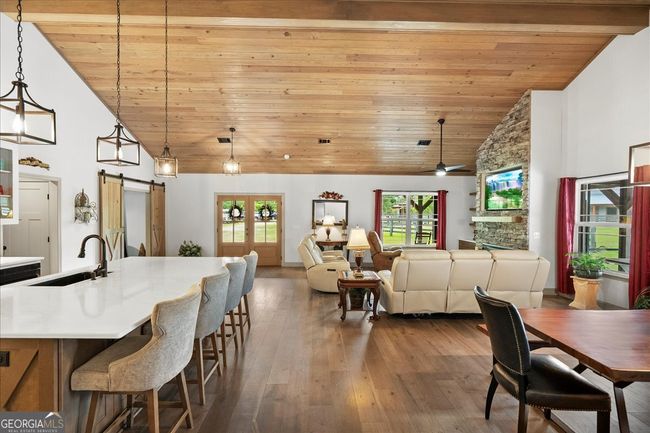 1330 Sr 110, Home with 6 bedrooms, 3 bathrooms and null parking in Waynesville GA | Image 19