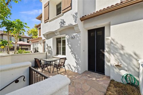 18 Moonstone, Irvine, CA, 92602-1610 | Card Image