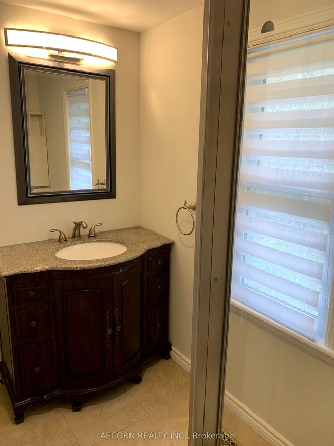 203 John Bowser Cres, House other with 4 bedrooms, 4 bathrooms and 4 parking in Newmarket ON | Image 16