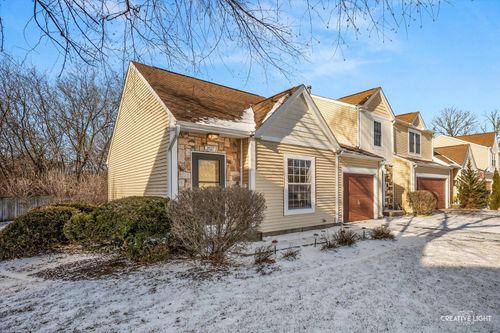 2027 Teton Pkwy, Algonquin, IL, 60102-5427 | Card Image