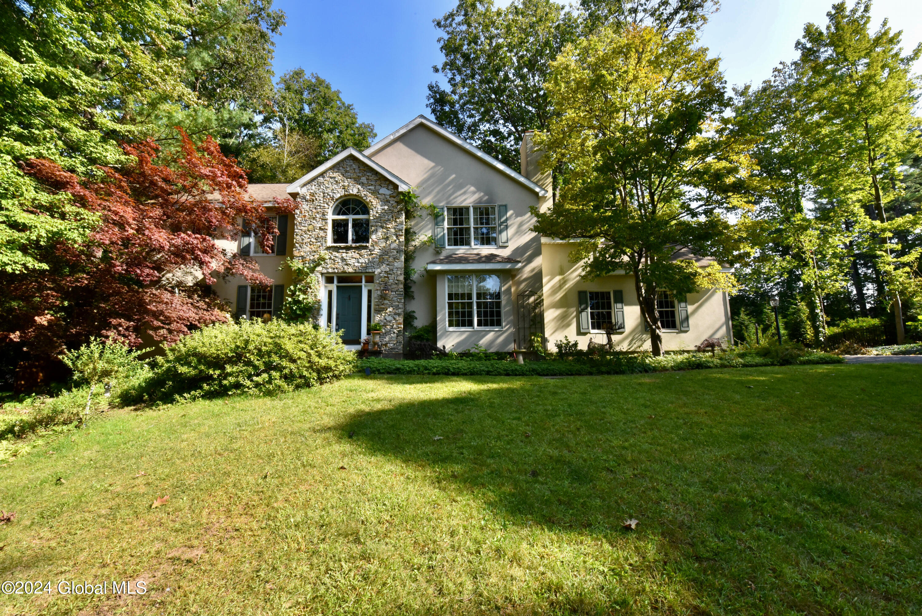 Hearthstone Dr, Gansevoort, NY 12831