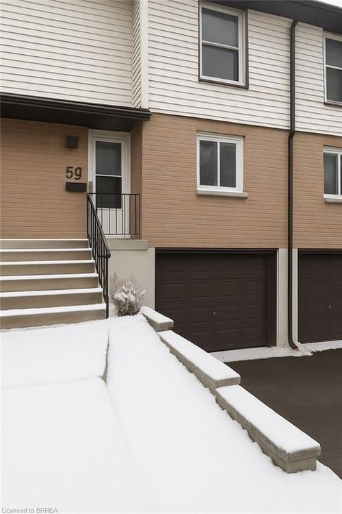 59-10 Angus Rd, Hamilton, ON, L8K6K3 | Card Image