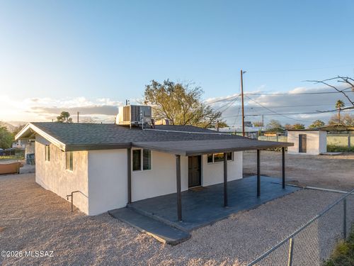 2103 E 33rd St, Tucson, AZ, 85713-3839 | Card Image
