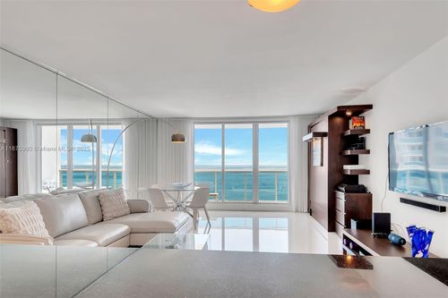 apt-1139-2301 Collins Ave, Miami Beach, FL, 33139-1626 | Card Image