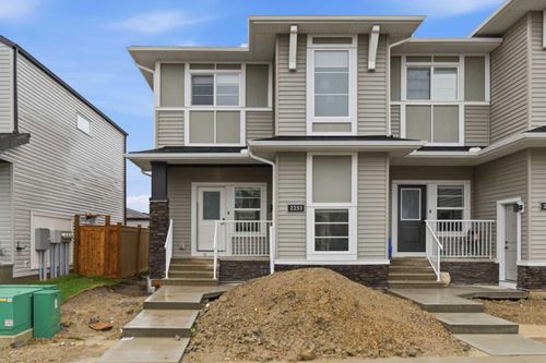 2253 Bayview Dr Sw, Airdrie, AB, T4B5N3 | Card Image