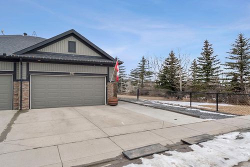 561 Boulder Creek Green Se, Langdon, AB, T0J1X3 | Card Image