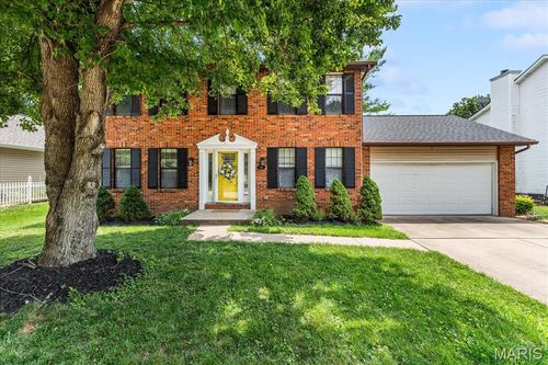 216 Brittany Dr, Fairview Heights, IL, 62208-2649 | Card Image