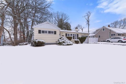 258 Holt Dr, Pearl River, NY, 10965-2002 | Card Image