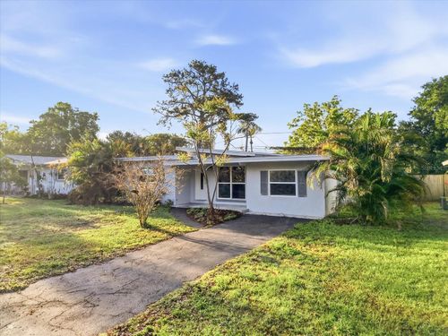 1949 Pinehurst Dr, CLEARWATER, FL, 33763-2228 | Card Image