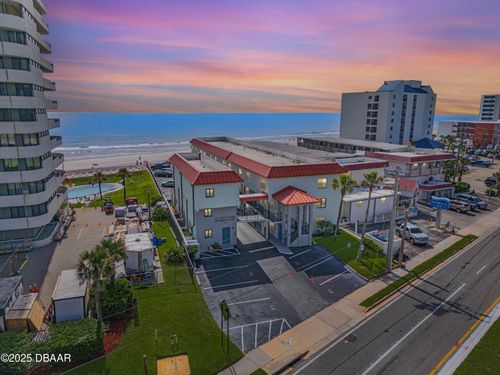 1404 N Atlantic Ave, DAYTONA BEACH, FL, 32118-3578 | Card Image