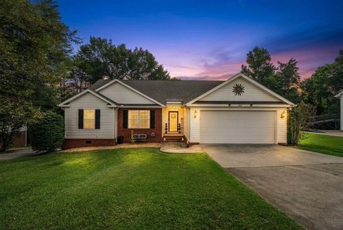 318 Eaglebend Dr, Cohutta, GA, 30710-9149 | Card Image