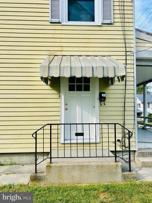 b-228 N Barbara St, MOUNT JOY, PA, 17552-1406 | Card Image