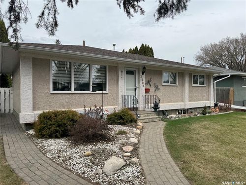 2504 Tomlinson Crescent, Saskatoon, SK, S7L3N2 | Card Image