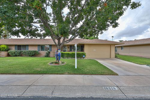10319 W Prairie Hills Cir, Sun City, AZ, 85351-1947 | Card Image