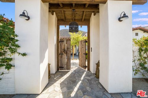 71911 Desert Dr, Rancho Mirage, CA, 92270-4923 | Card Image