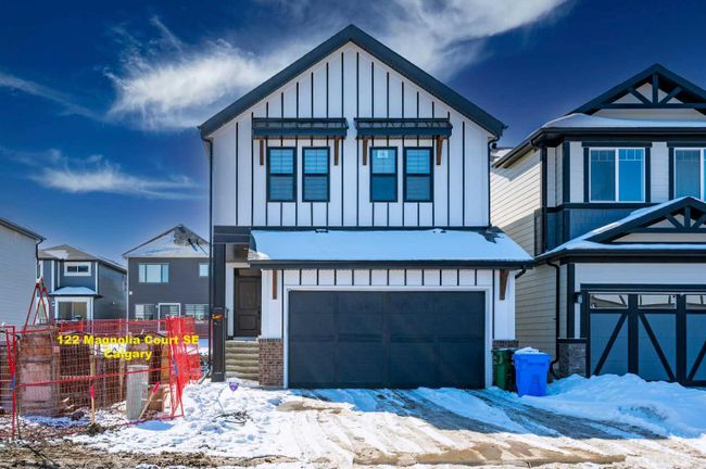 122 Magnolia Court Se, Home with 4 bedrooms, 3 bathrooms and 4 parking in Calgary AB | Image 1