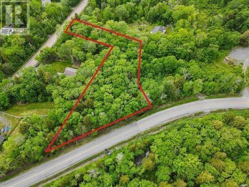 3 E Uniacke Rd, Mount Uniacke, NS, B0N | Card Image