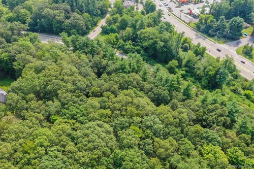 2657 Stony St, Mohegan Lake, NY, 10547-2009 | Card Image