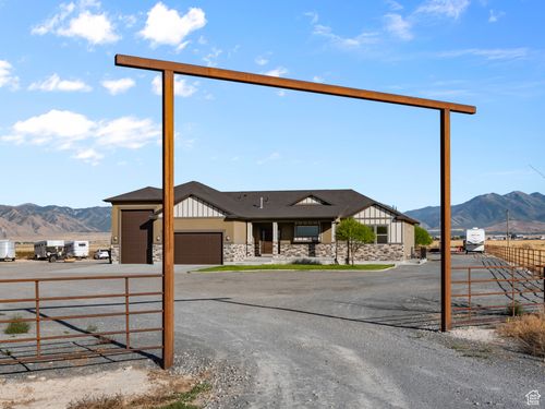3670 Gundersen Cir, Erda, UT, 84029-5515 | Card Image