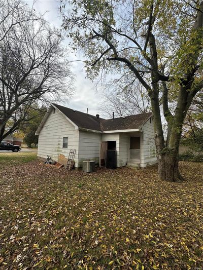 1608 E Kathleen Street, House other with 2 bedrooms, 1 bathrooms and null parking in Sikeston MO | Image 2