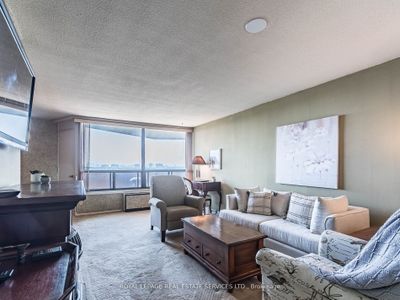 PH-8 - 284 Mill Rd, Condo with 2 bedrooms, 2 bathrooms and 1 parking in Toronto ON | Image 3