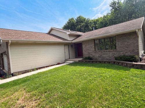 1503 Featherstone Rd, Rockford, IL, 61107-2527 | Card Image