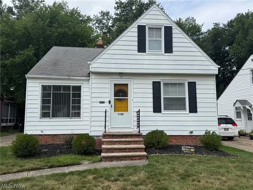 1132 Gordon Rd, Lyndhurst, OH, 44124-1335 | Card Image