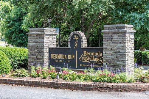 3228 Bermuda Village Dr, Advance, NC, 27006 | Card Image