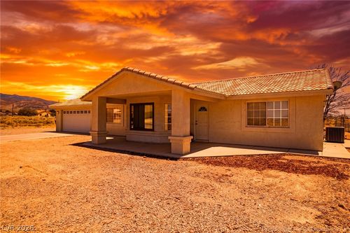 701 Mount Charleston Dr, Pahrump, NV, 89048-5628 | Card Image