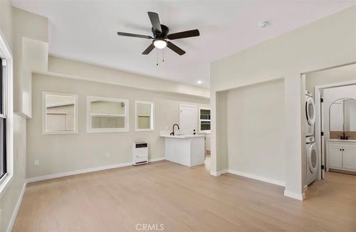 12-1221 E 1st St, Long Beach, CA, 90802-5708 | Card Image