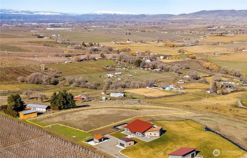 0 NKA Desmarais Rd, Moxee, WA, 98936 | Card Image