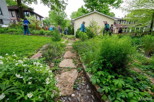 614 Tuxedo Blvd, Webster Groves, MO, 63119-1845 | Card Image