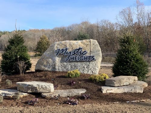 10599 Mystic Heights Trl, Mattawan, MI, 49071-9667 | Card Image