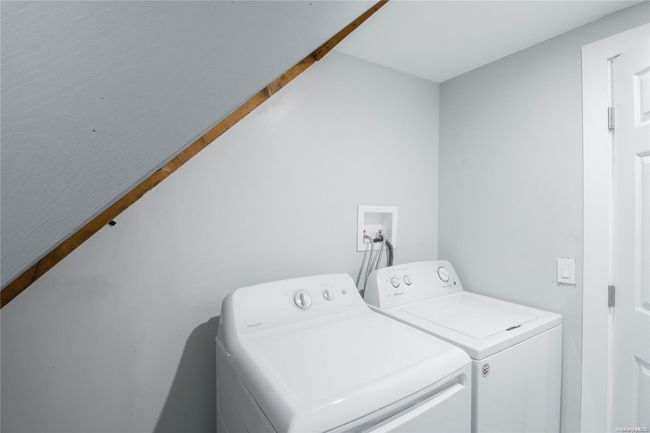 Laundry Room | Image 13