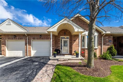 102 Northernbreeze St, Mount Hope, ON, L0R1W0 | Card Image