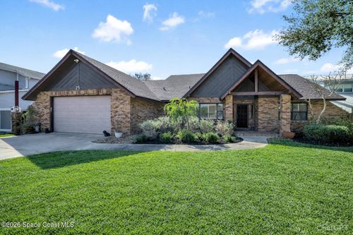 25 Greenwood Ln, Cocoa Beach, FL, 32931-2745 | Card Image