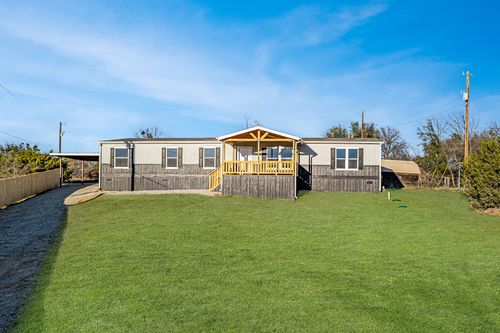 817 Highland Cir, Springtown, TX, 76082-7265 | Card Image