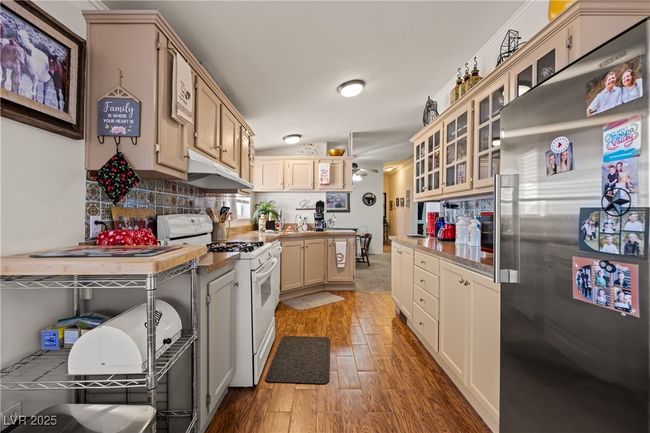 2474 Yamashita St, House other with 3 bedrooms, 2 bathrooms and null parking in Logandale NV | Image 17