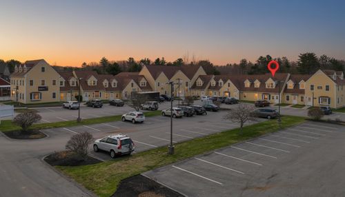 215-433 Us Route 1, York, ME, 03909 | Card Image