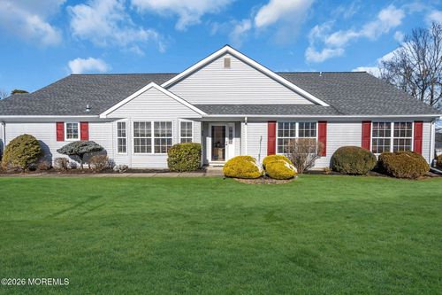 39 Strawberry Lane, Lakewood, NJ, 08701 | Card Image