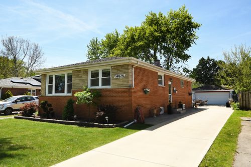 14828 Saint Louis Ave, Midlothian, IL, 60445-3608 | Card Image