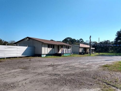 19402 E Highway 6, Alvin, TX, 77511-7497 | Card Image