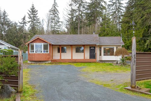 4582 Thompson Clarke Dr E, Bowser, BC, V0R1G0 | Card Image