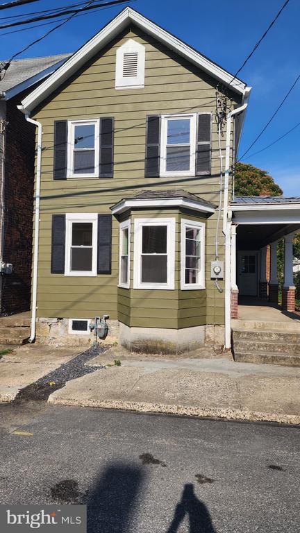 Fairground Ave, Chambersburg, PA 17201