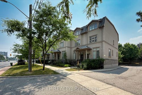 4444 Bathurst St, North York, ON, M3H3S2 | Card Image