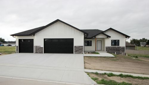 5006 15th Avenue Pl, Kearney, NE, 68845-2444 | Card Image