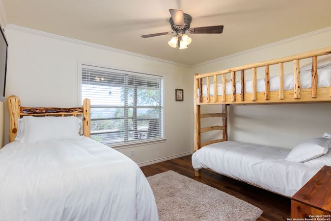 546 Beulah Pl, House other with 3 bedrooms, 3 bathrooms and null parking in Utopia TX | Image 23