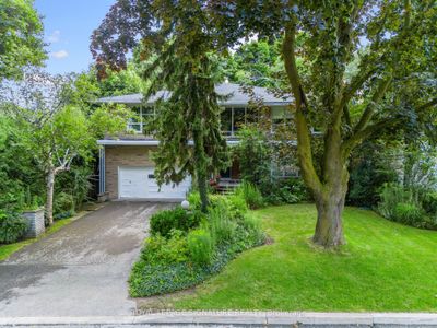 4 Burmont Rd, House other with 5 bedrooms, 4 bathrooms and 6 parking in Toronto ON | Image 1