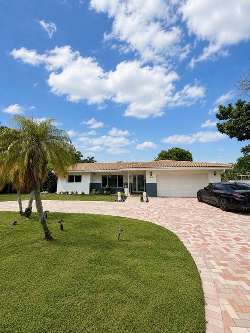 3608 Nw 82nd Ave, Coral Springs, FL, 33065-4518 | Card Image